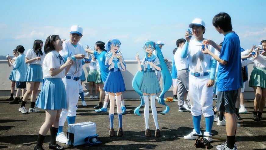 星街すいせい×初音ミク TVCM 実写×アニメーション融合シーン