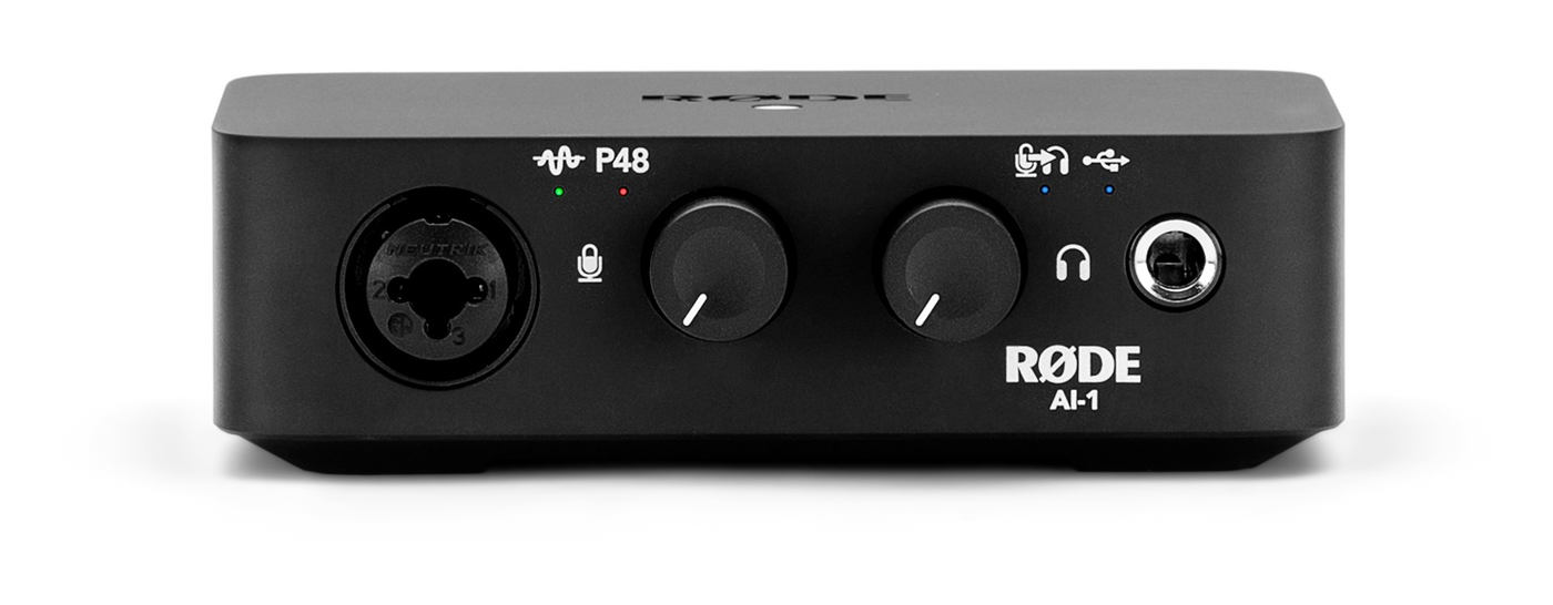 RØDE AI-1の正面。XLR/TRSコンボ入力、ゲインとヘッドホン音量のノブ、P48ランプ、ヘッドホン端子