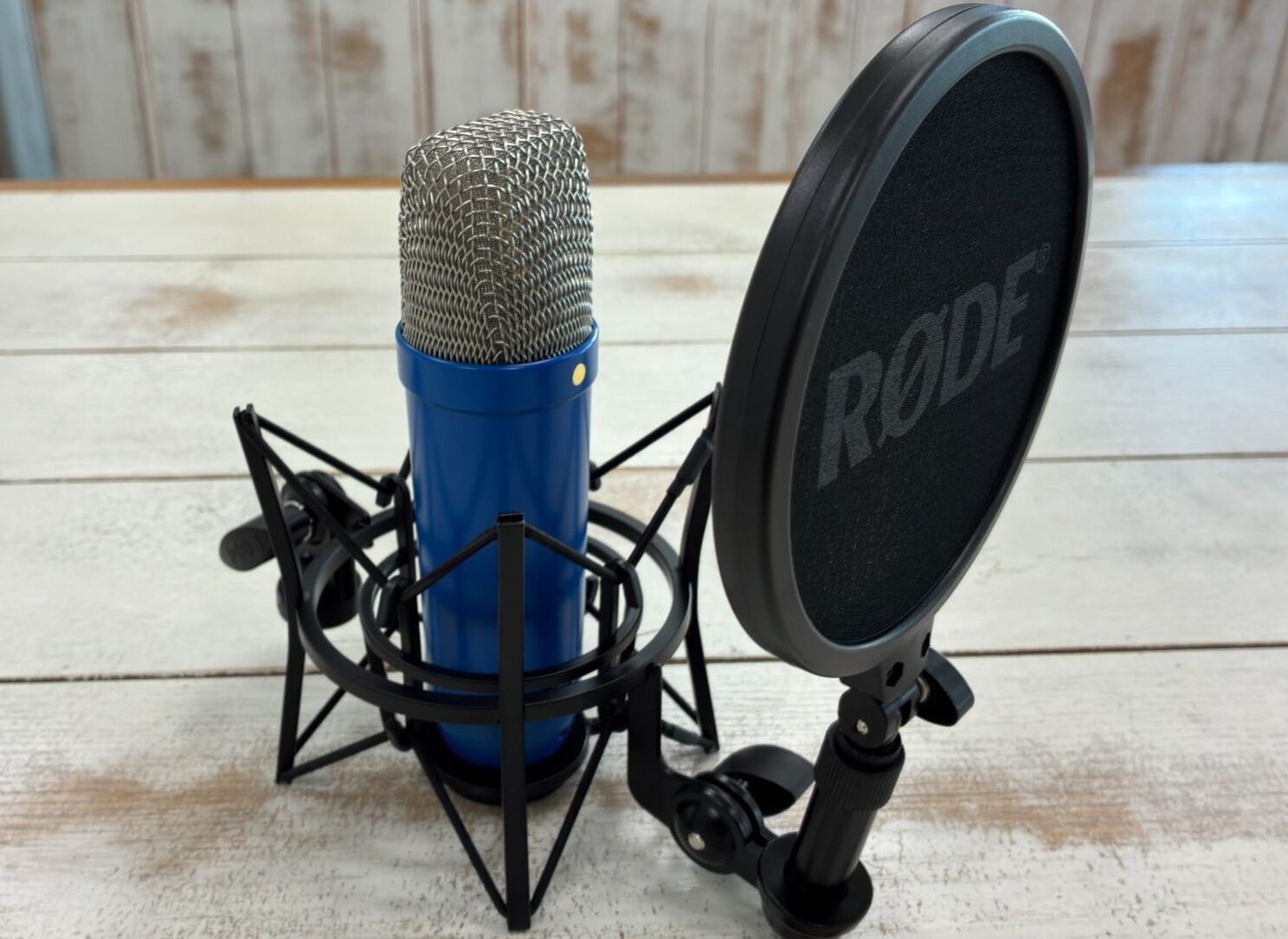 RØDE NT1シグネチャーシリーズ（コバルト）とSM6ショックマウント